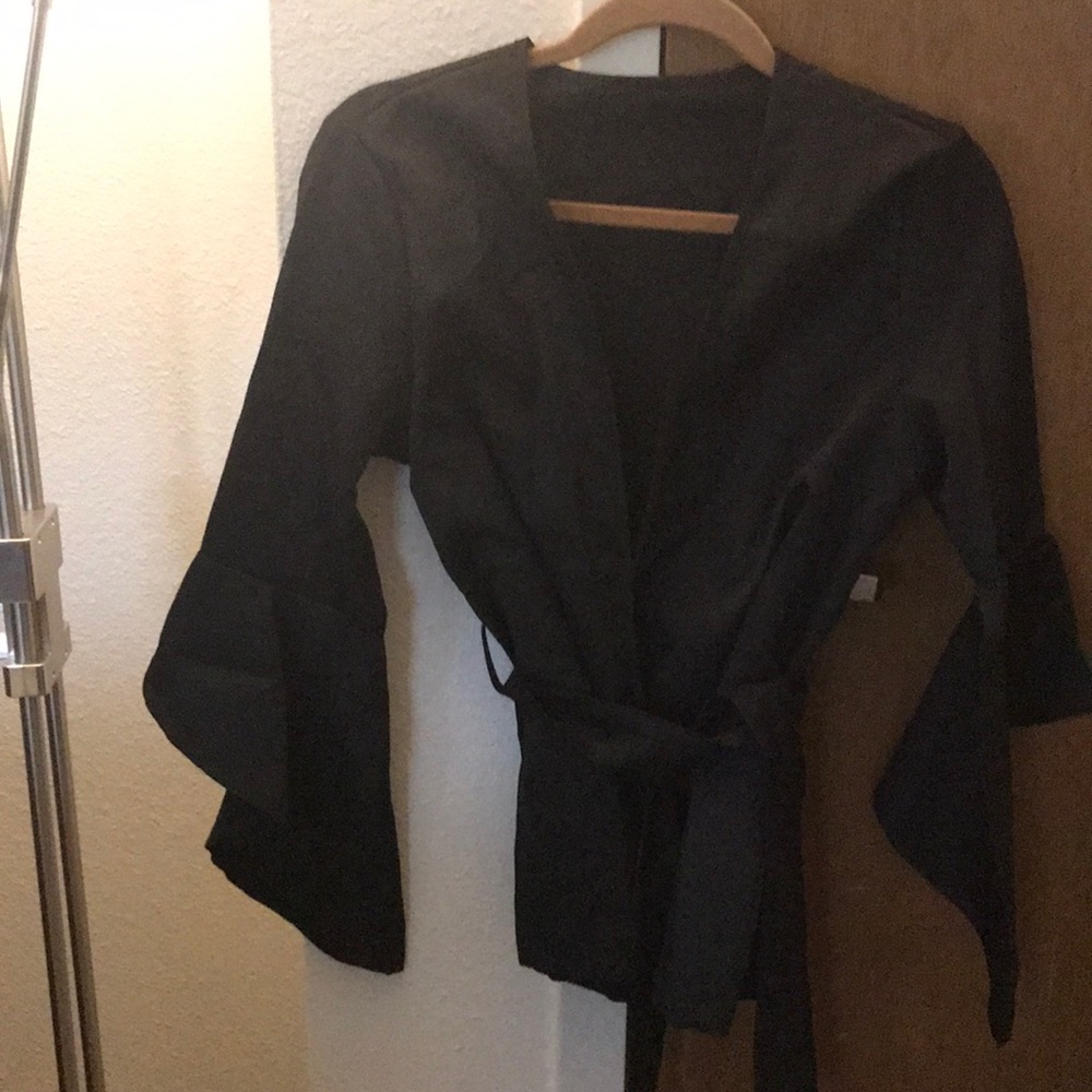 Black wrap top